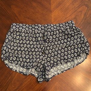 Loose shorts